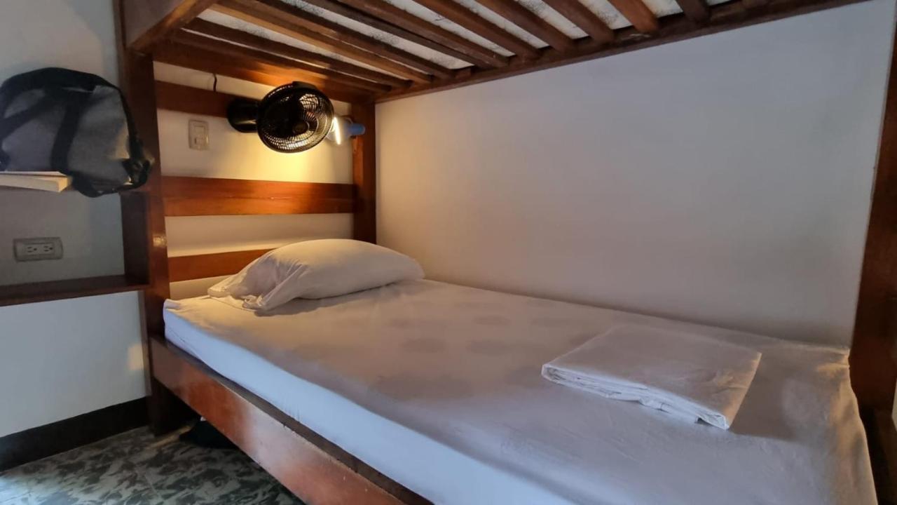 Paradiso Hostel La Laguna エクステリア 写真