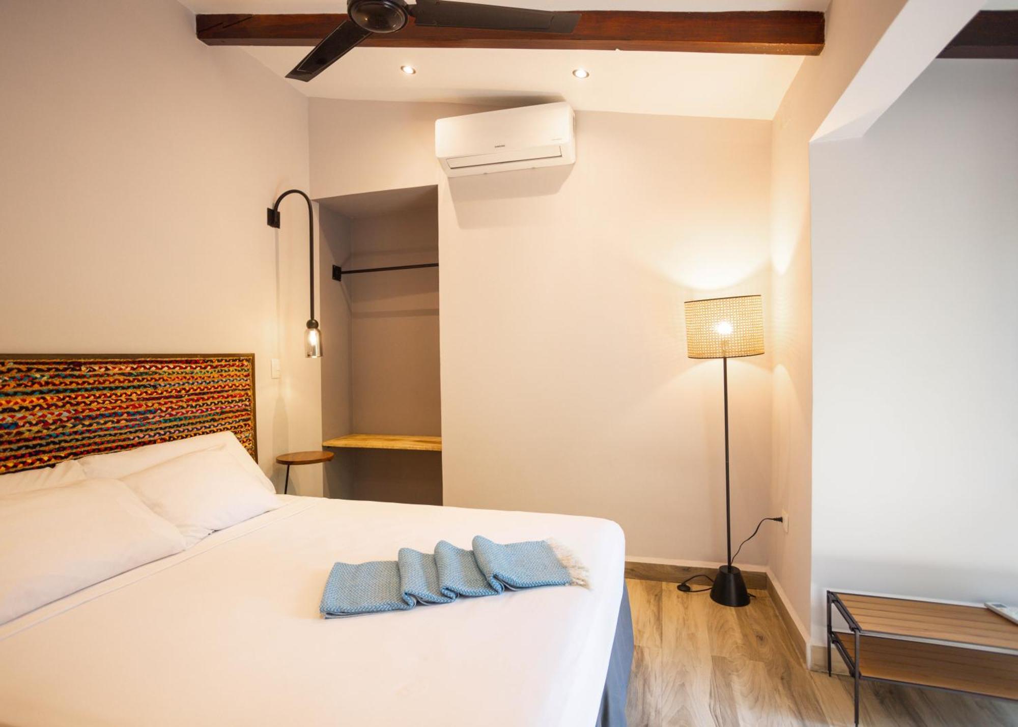 Paradiso Hostel La Laguna エクステリア 写真